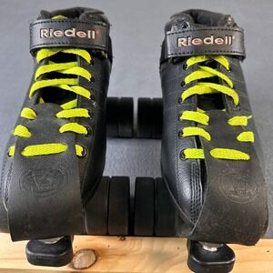 Riedell R3 Roller Skates Black Quad Derby Skates Radar Cayman Wheels Neon Laces